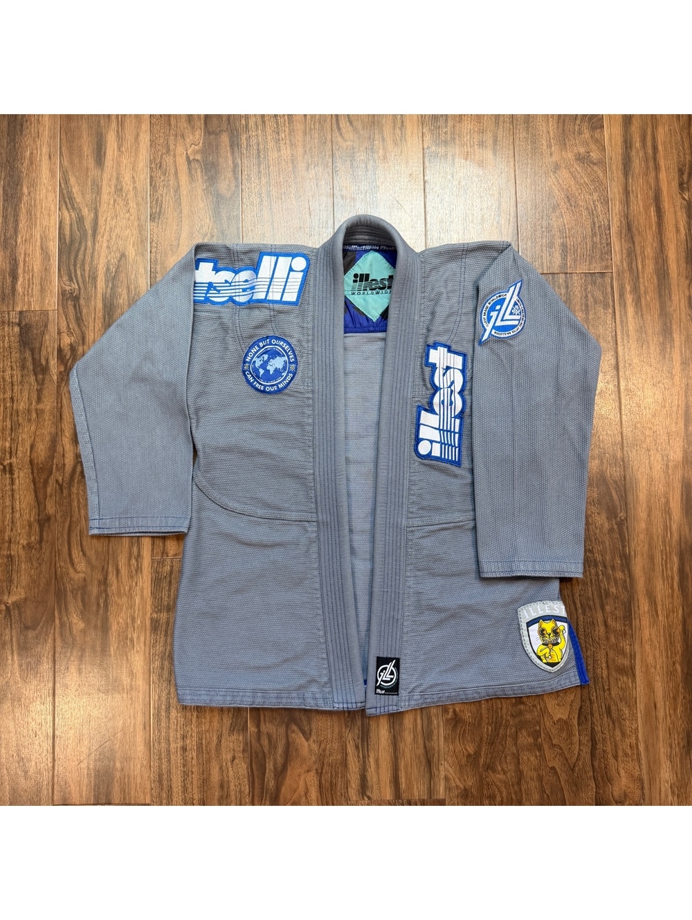 Illest Worldwide BJJ Jiu Jitsu Gi Kimono Top Size A1 Grey Martial Arts Grappling